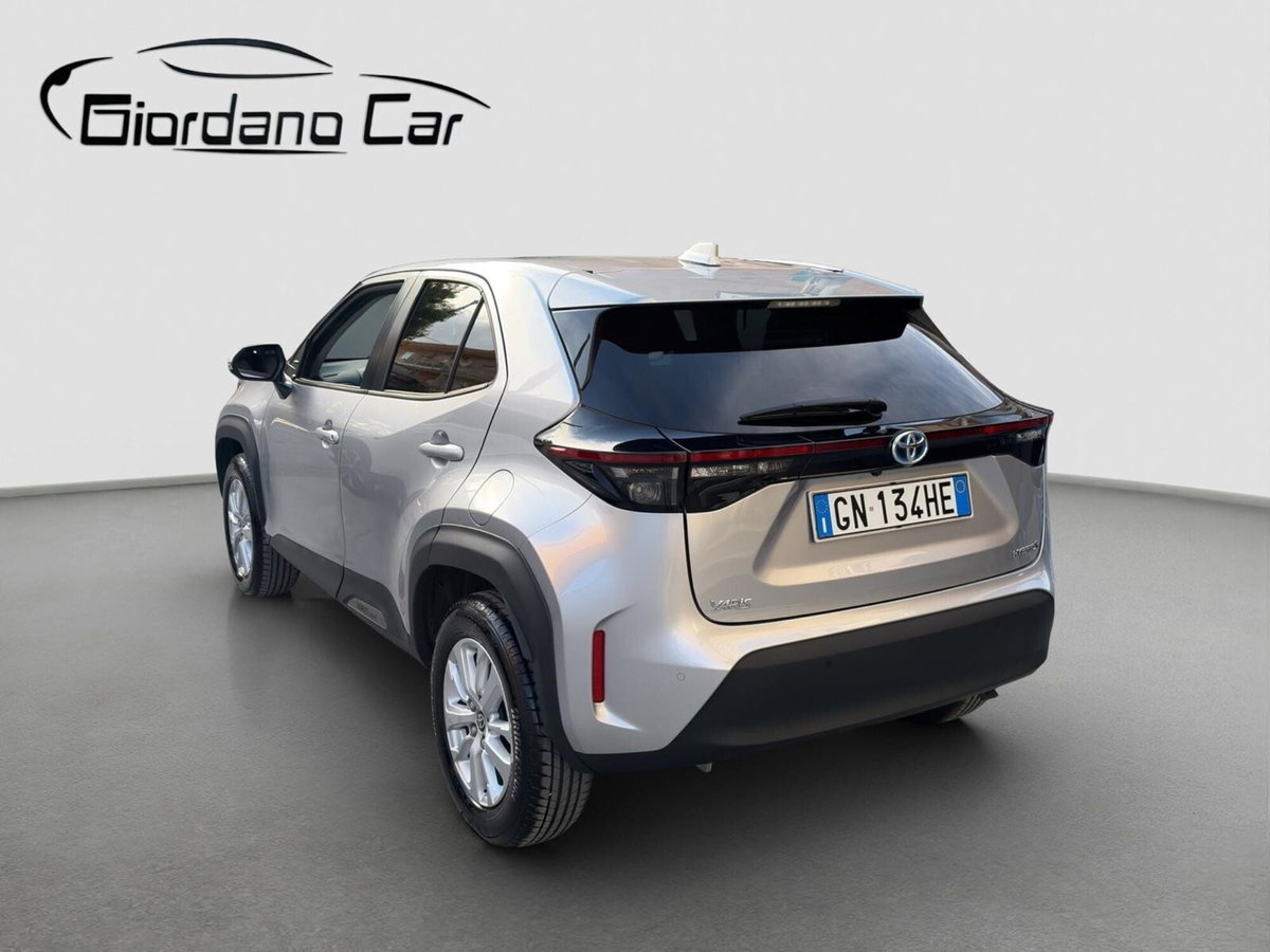 Toyota Yaris Cross 1.5h GR Sport Black Sky fwd 116cv e-cvt (5)