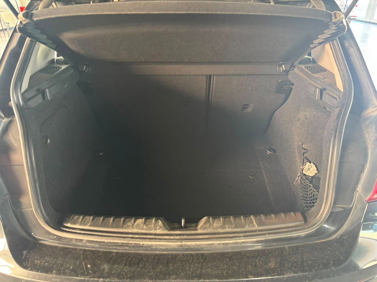 BMW Serie 1 116d 2.0 116CV cat 5 porte Attiva DPF (19)