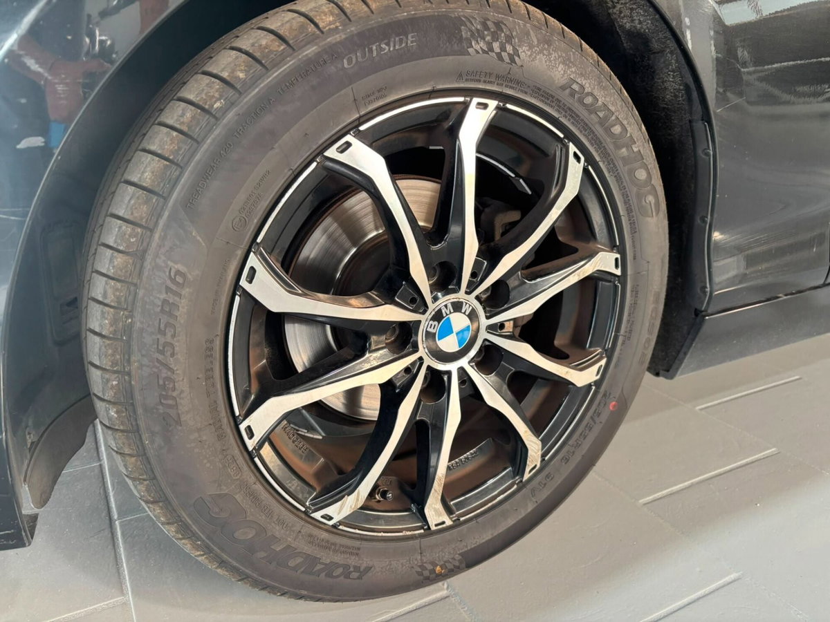 BMW Serie 1 116d 2.0 116CV cat 5 porte Attiva DPF (20)