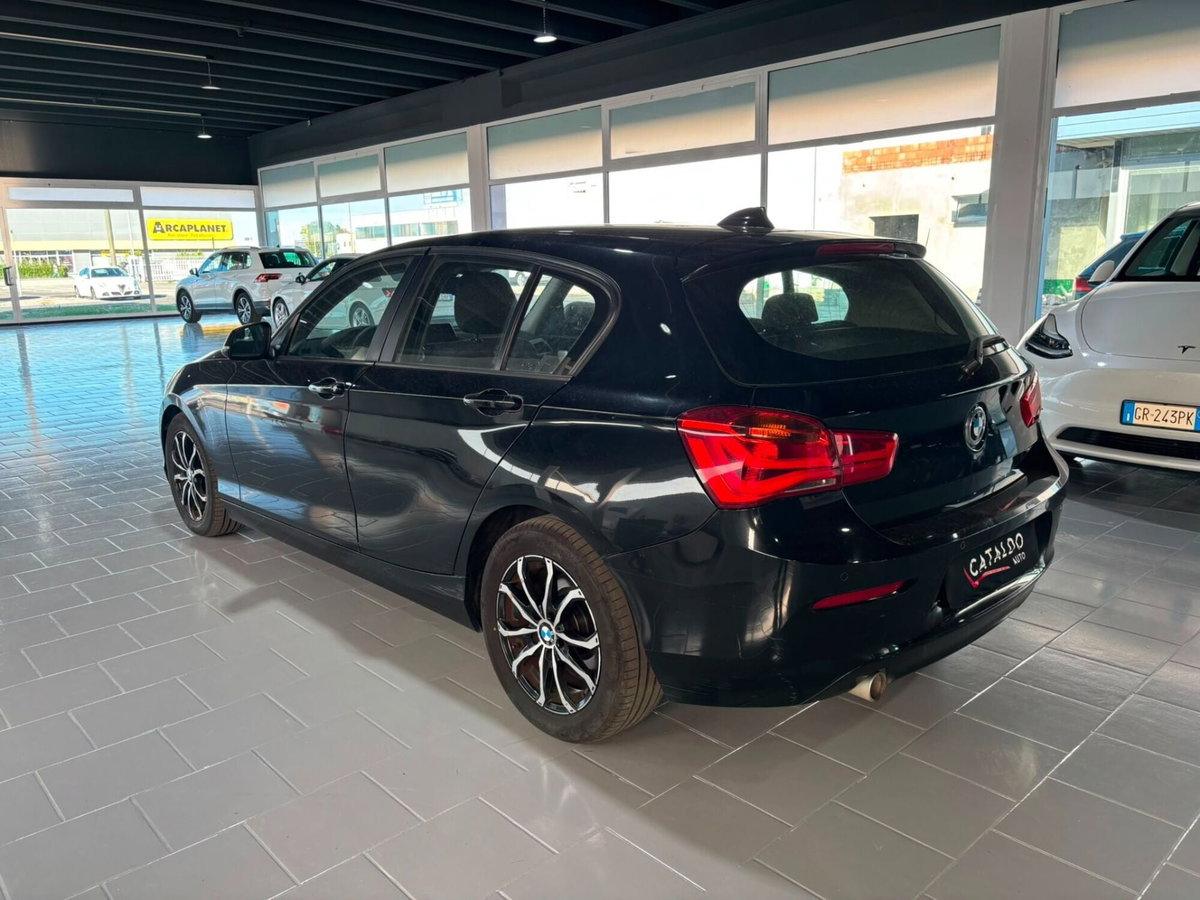 BMW Serie 1 116d 2.0 116CV cat 5 porte Attiva DPF (3)