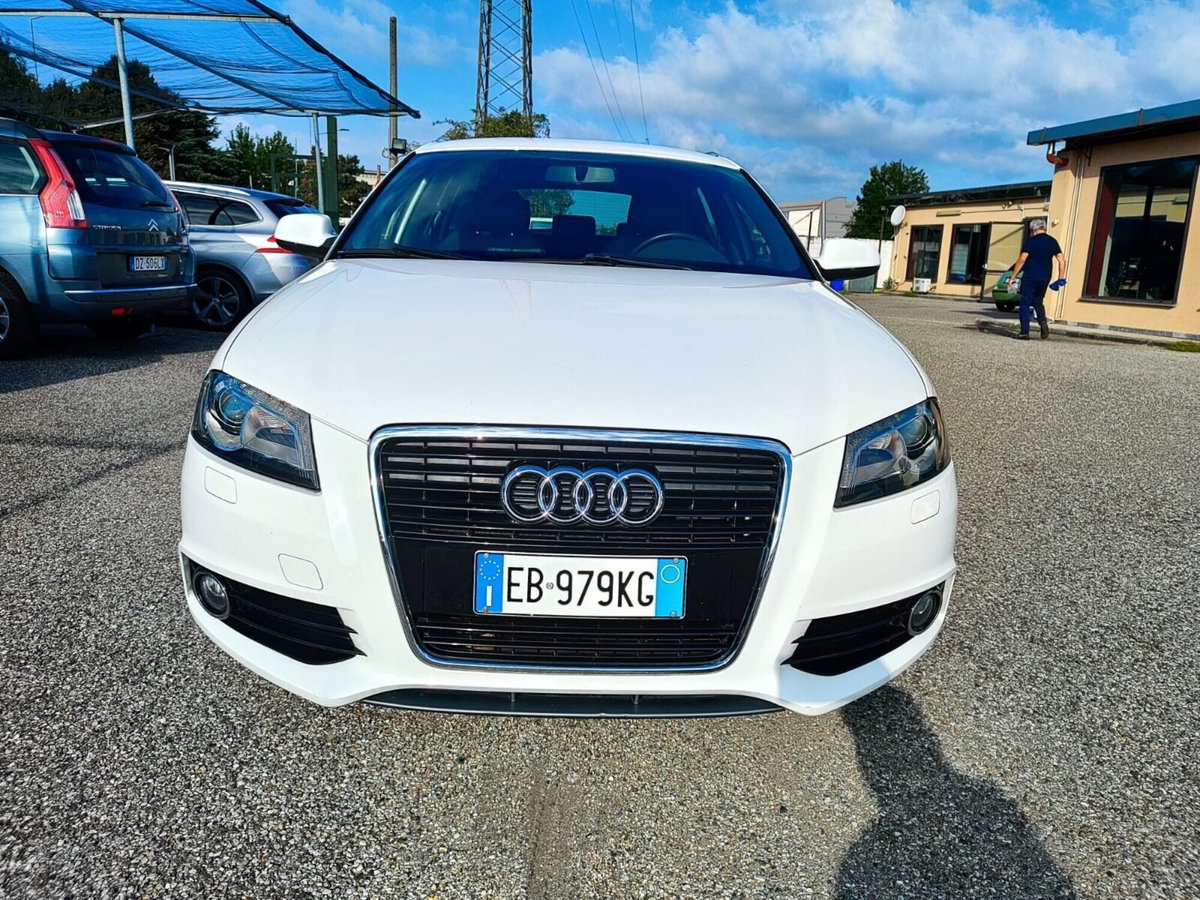 Audi A3 Sportback 1.8 TFSI Ambition (2)