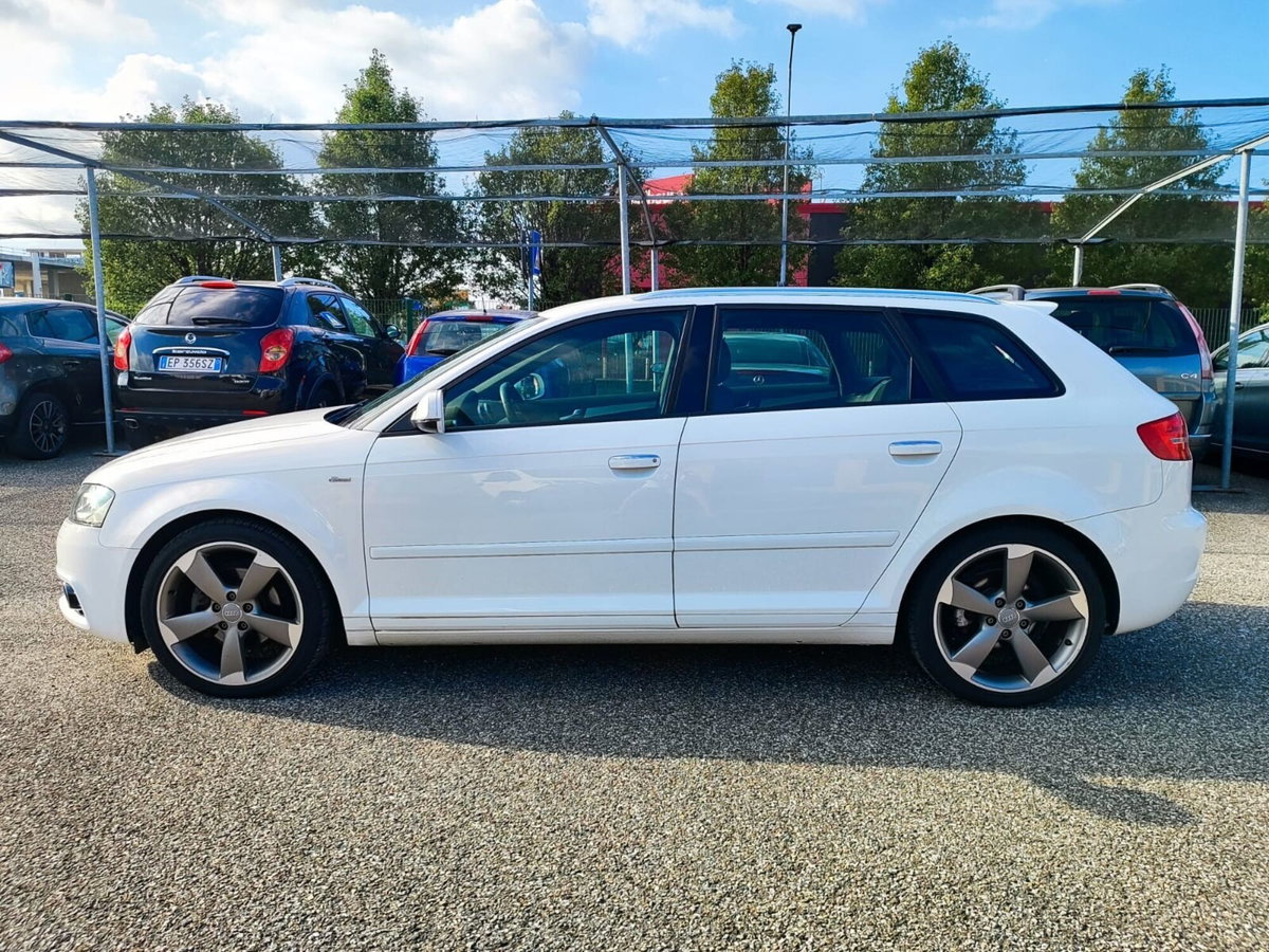 Audi A3 Sportback 1.8 TFSI Ambition (3)