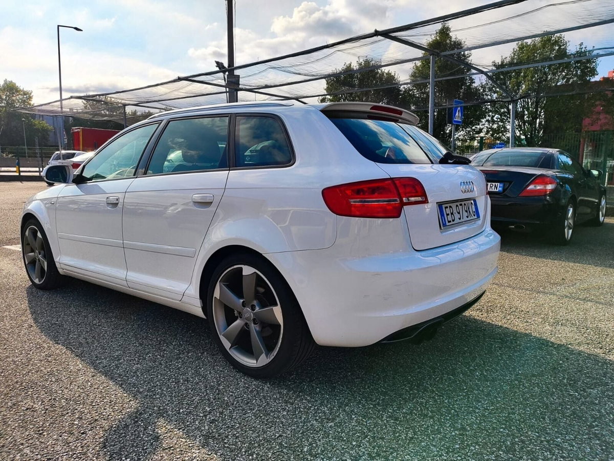 Audi A3 Sportback 1.8 TFSI Ambition (4)