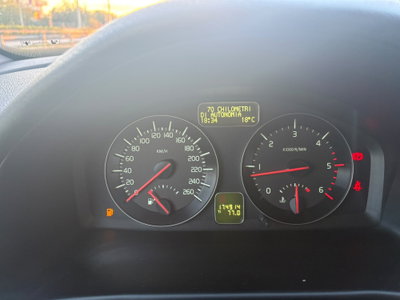 Volvo V50 D4 Geartronic Momentum (12)