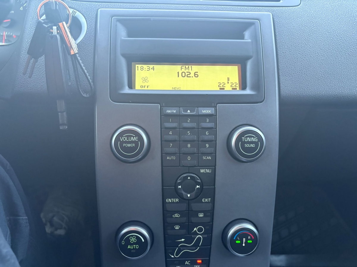 Volvo V50 D4 Geartronic Momentum (13)