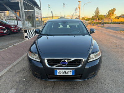 Volvo V50 D4 Geartronic Momentum (2)