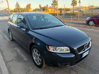 Volvo V50 D4 Geartronic Momentum (3)