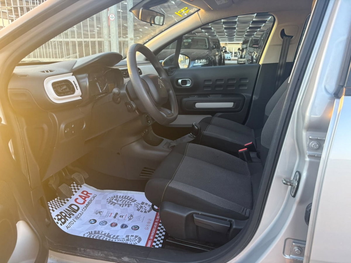 Citroen C3 BlueHDi 75 S&S Van Live (10)