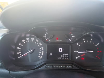 Citroen C3 BlueHDi 75 S&S Van Live (12)