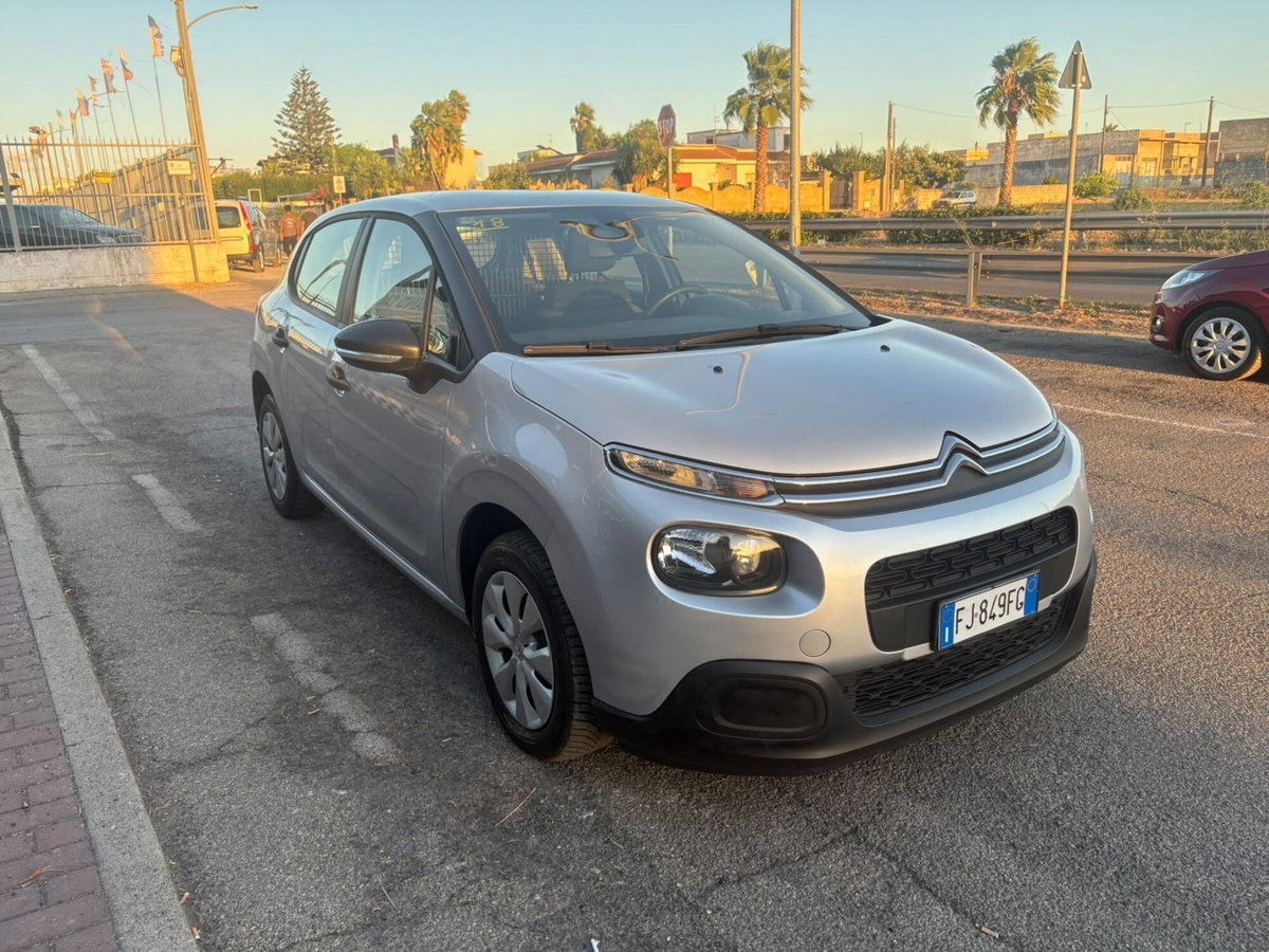 Citroen C3 BlueHDi 75 S&S Van Live (3)