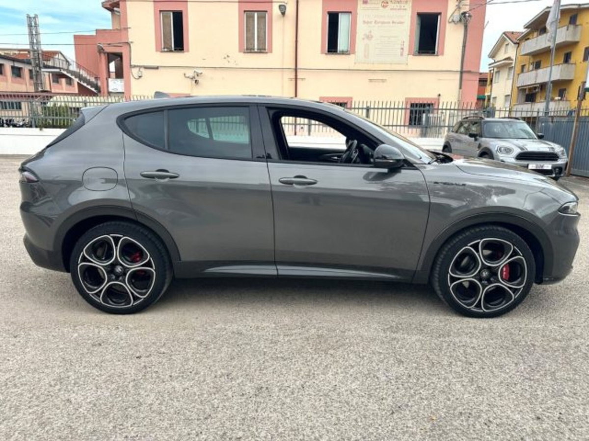 Alfa Romeo Tonale Tonale 1.5 160 CV MHEV TCT7 Edizione Speciale (11)
