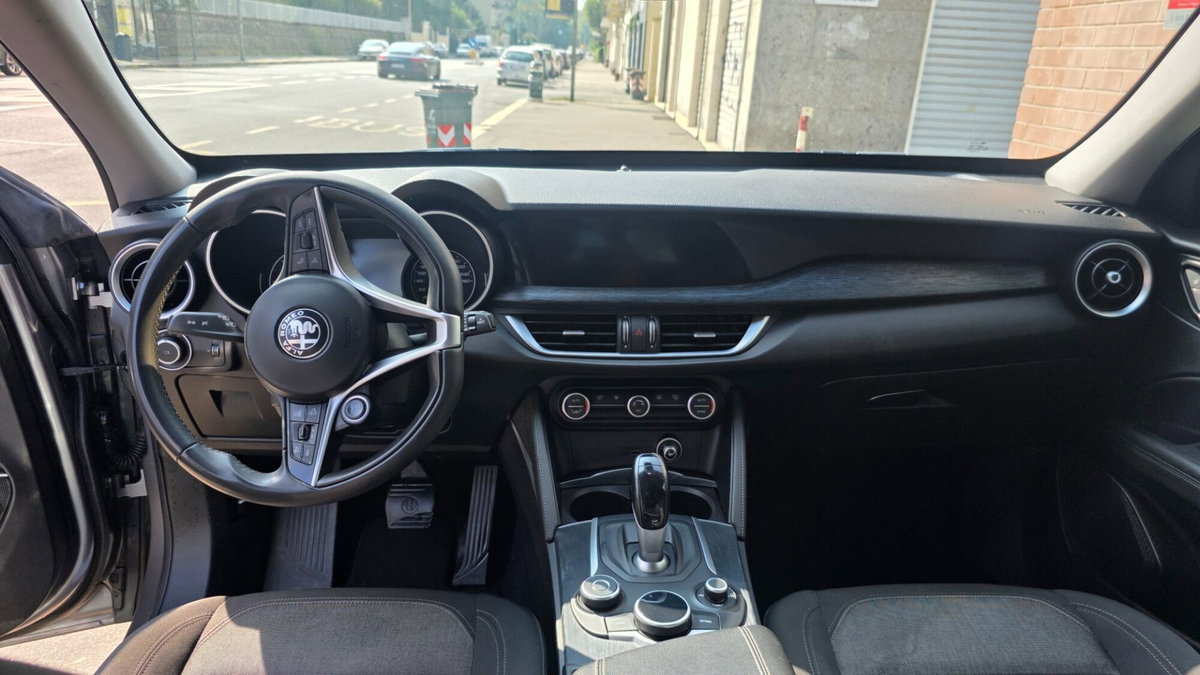 Alfa Romeo Stelvio Stelvio 2.2 Turbodiesel 160 CV AT8 RWD Sport-Tech (10)
