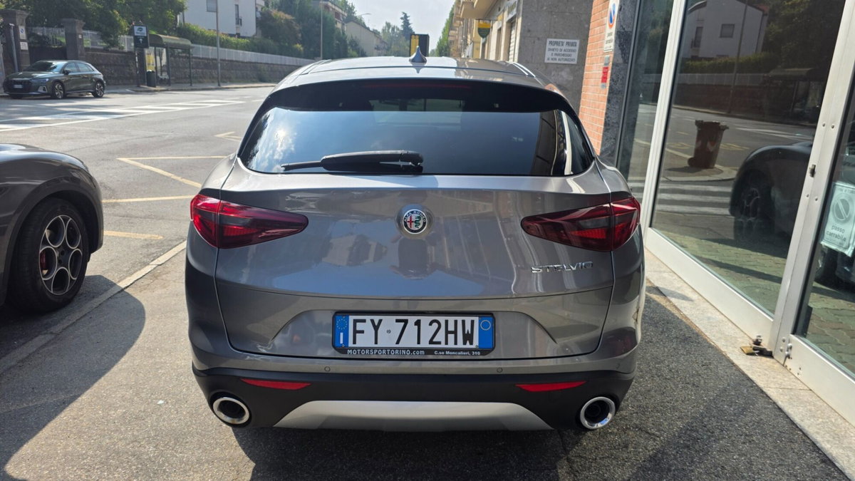 Alfa Romeo Stelvio Stelvio 2.2 Turbodiesel 160 CV AT8 RWD Sport-Tech (5)