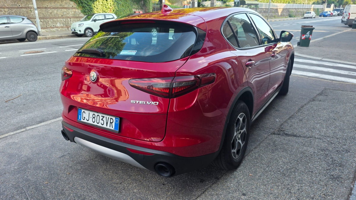 Alfa Romeo Stelvio Stelvio 2.2 Turbodiesel 160 CV AT8 RWD Sprint (4)