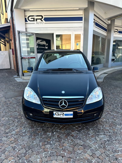 Mercedes-Benz Classe A 160 BlueEFFICIENCY Elegance (2)