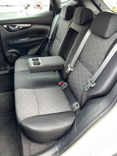 Nissan Qashqai 1.5 dCi Tekna (12)