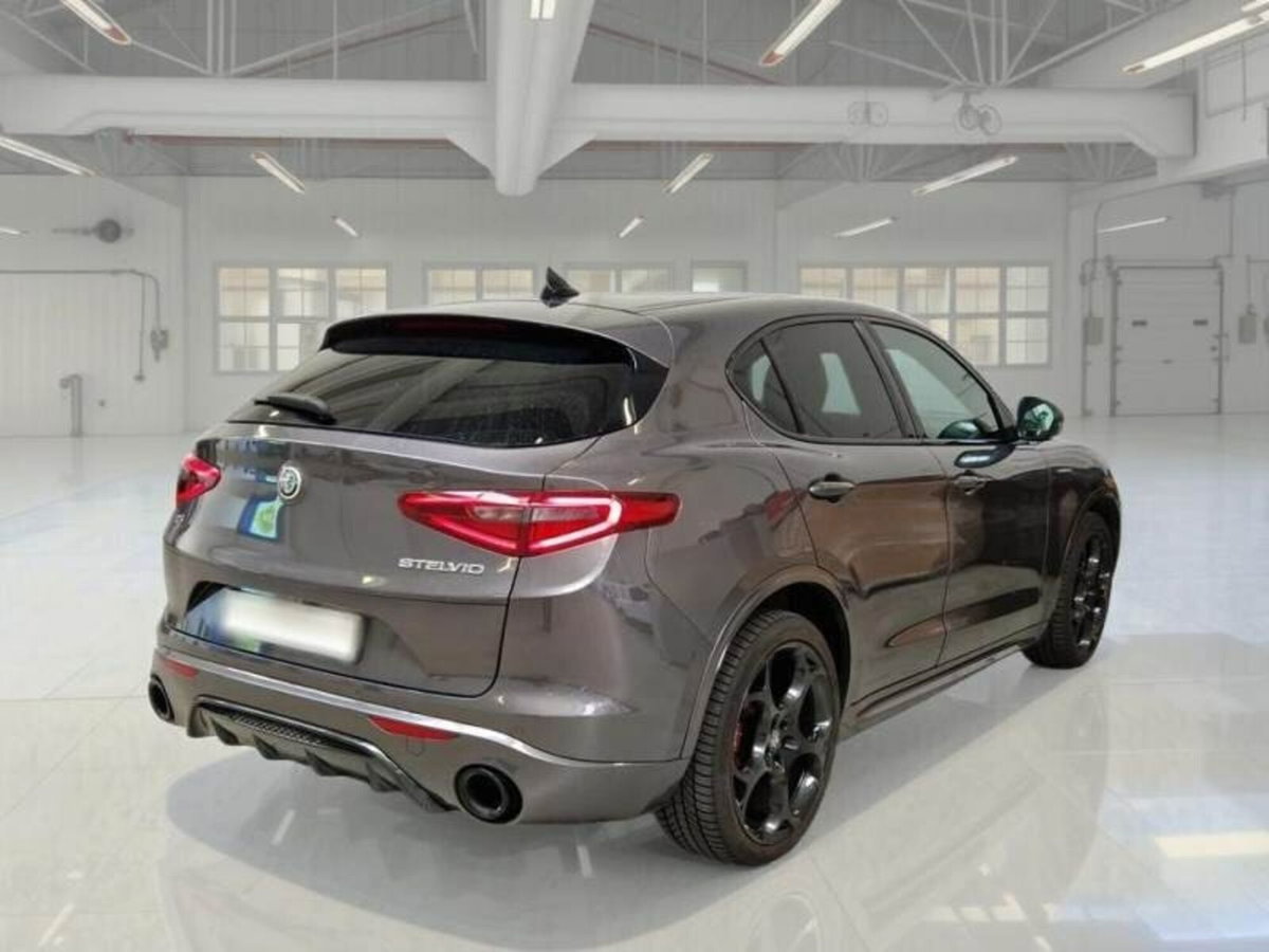 Alfa Romeo Stelvio Stelvio 2.2 Turbodiesel 210 CV AT8 Q4 Veloce (4)
