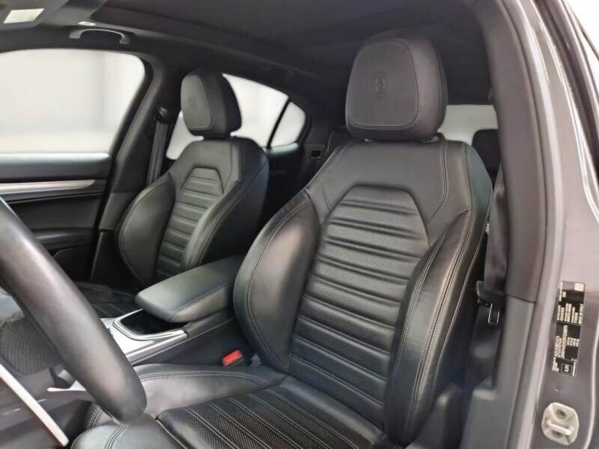 Alfa Romeo Stelvio Stelvio 2.2 Turbodiesel 210 CV AT8 Q4 Veloce (9)
