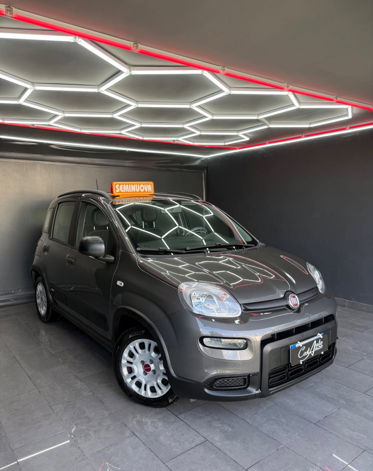 Fiat Panda 1.0 FireFly S&S Hybrid City Cross (2)