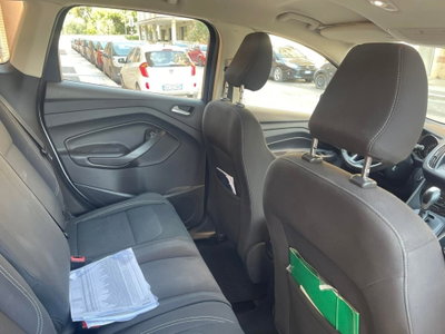 Ford Kuga 2.0 TDCI 120 CV S&S 2WD Powershift Titanium (11)