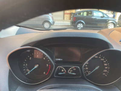 Ford Kuga 2.0 TDCI 120 CV S&S 2WD Powershift Titanium (17)