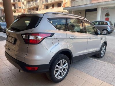 Ford Kuga 2.0 TDCI 120 CV S&S 2WD Powershift Titanium (7)