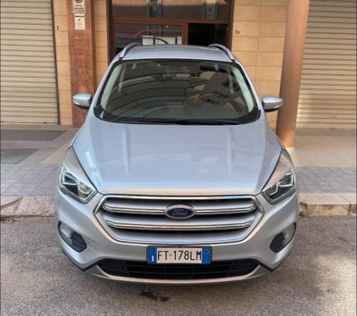 Ford Kuga 2.0 TDCI 120 CV S&S 2WD Powershift Titanium (9)