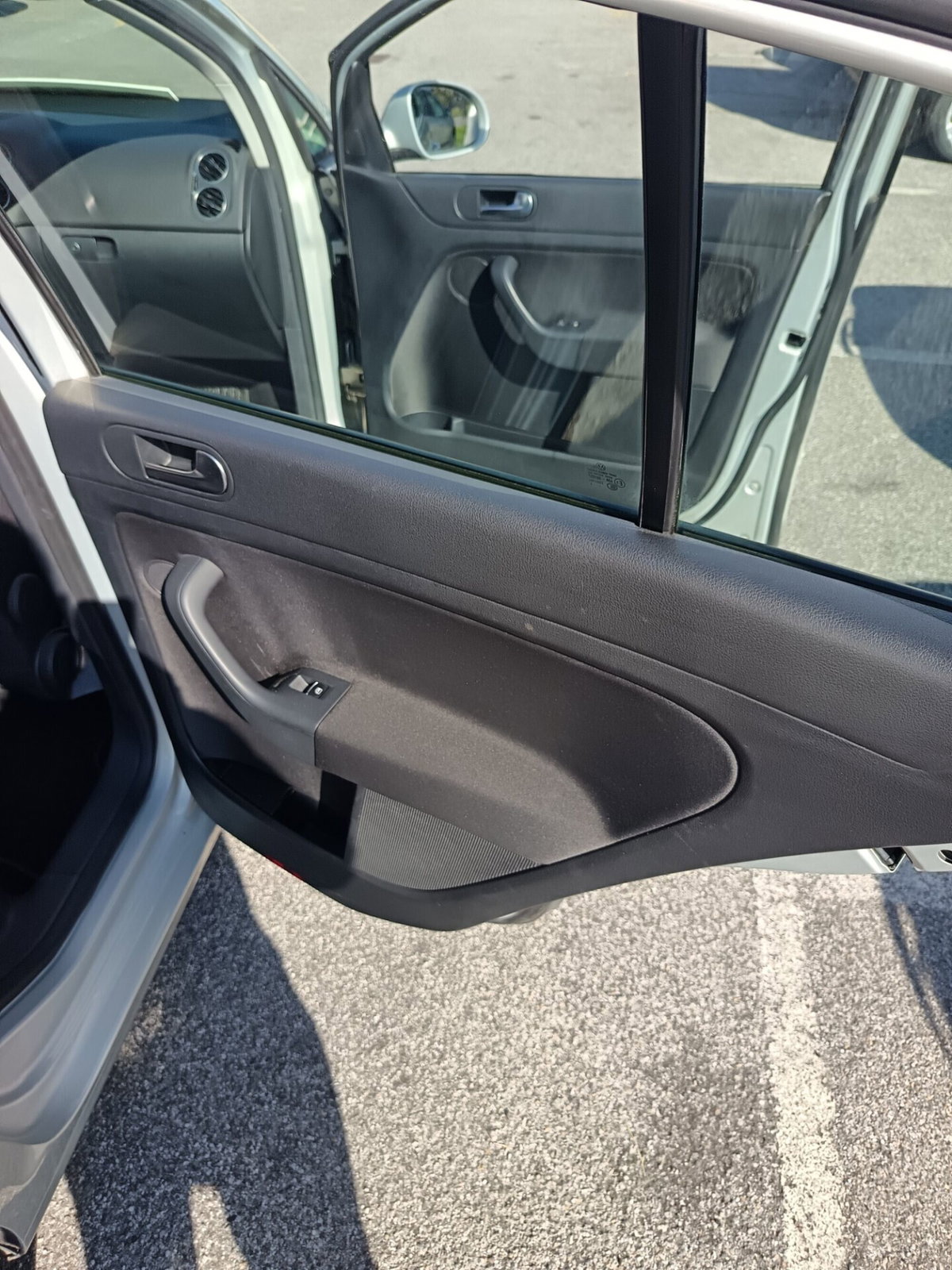 Volkswagen Golf 2.0 TDI 140CV DPF 4m. 5p. Comfort. (13)
