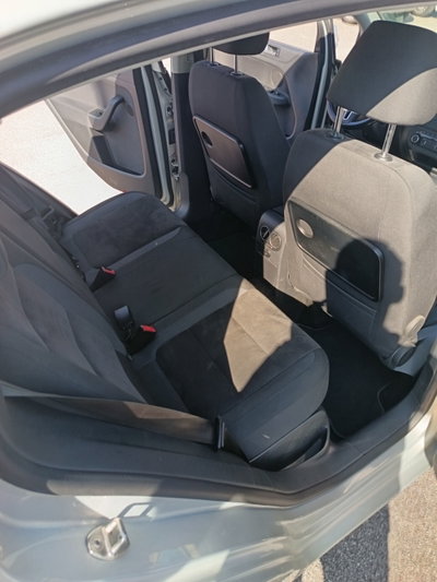 Volkswagen Golf 2.0 TDI 140CV DPF 4m. 5p. Comfort. (14)
