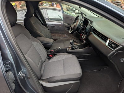 Renault Clio TCe 90 CV 5 porte Equilibre (8)