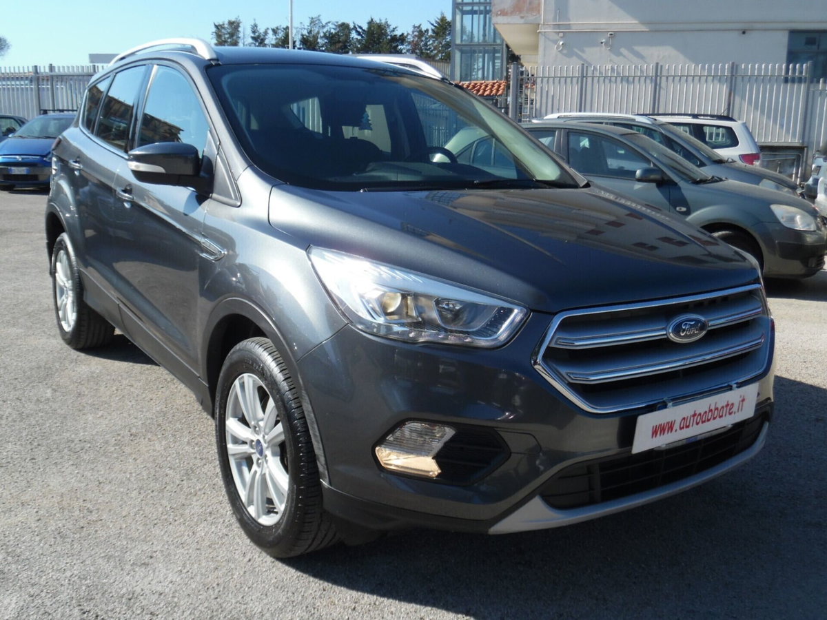 Ford Kuga 1.5 TDCI 120 CV S&S 2WD Titanium Business