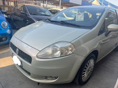 Fiat Grande Punto 1.3 MJT 75 CV 3 porte Dynamic usata