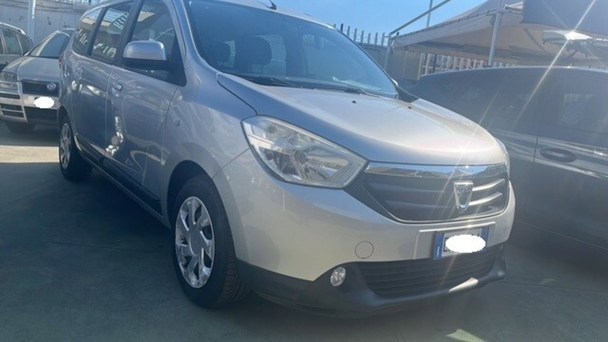 Dacia Lodgy 1.5 dCi 8V 110CV 7 posti Ambiance (7)
