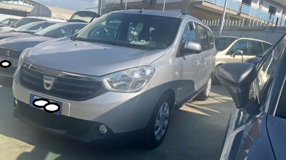 Dacia Lodgy 1.5 dCi 8V 110CV 7 posti Ambiance (8)