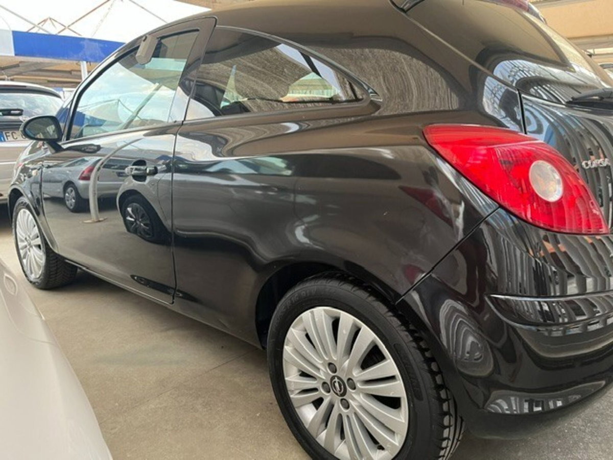 Opel Corsa 1.3 CDTI 75CV F.AP. 5 porte Sport (8)