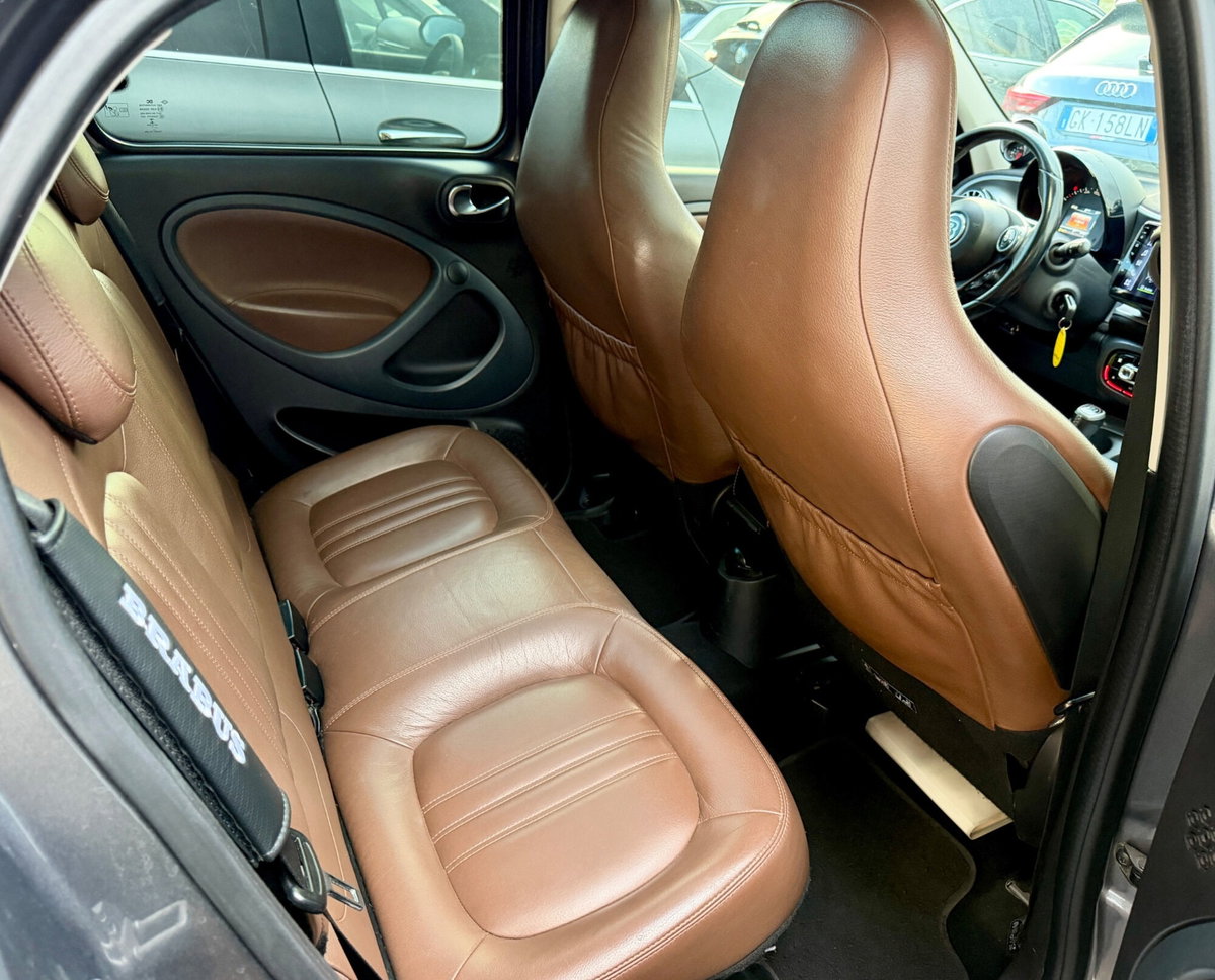 smart forfour forfour BRABUS 0.9 Turbo twinamic (10)