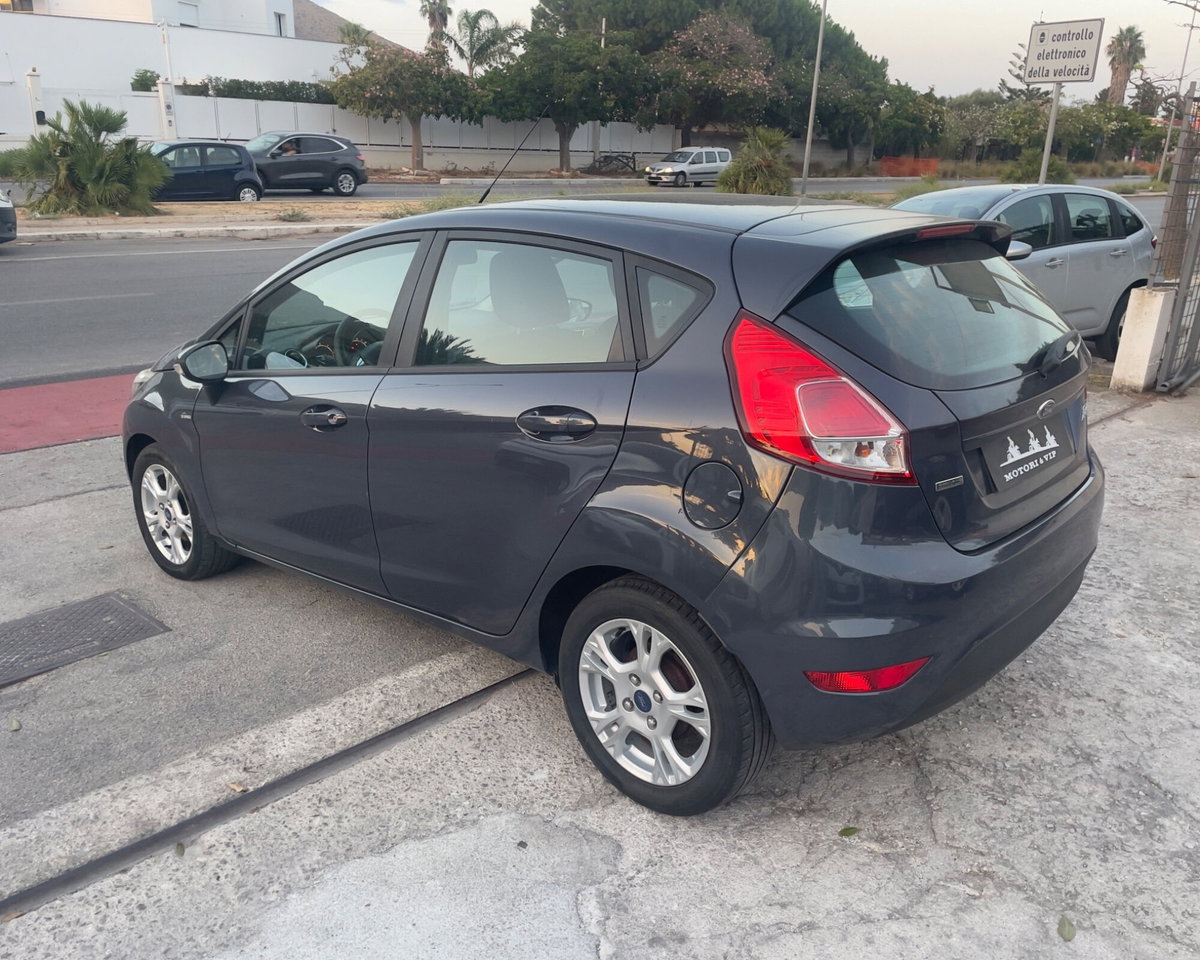 Ford Fiesta 1.6 TDCi 95CV 5 porte Individual (2)