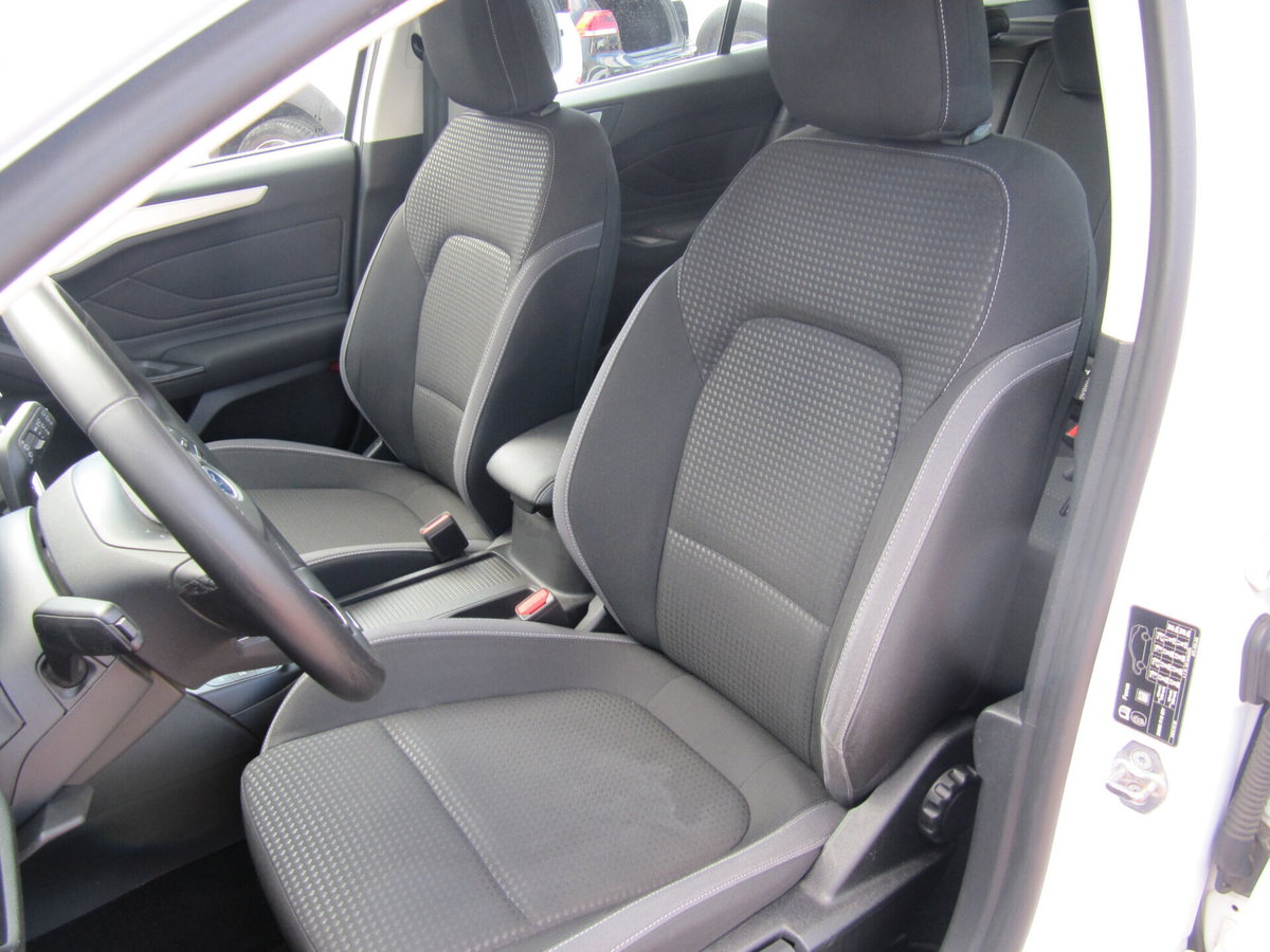 Ford Focus Station Wagon 1.5 EcoBlue 95 CV SW Business (17)