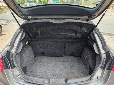 Alfa Romeo Giulietta 2.0 JTDm-2 Distinctive 170cv (16)