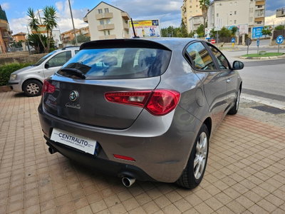 Alfa Romeo Giulietta 2.0 JTDm-2 Distinctive 170cv (4)
