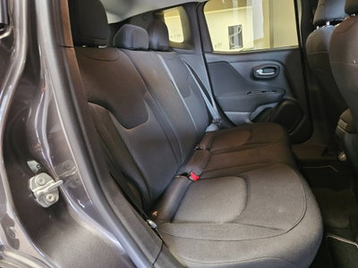 Jeep Renegade 1.6 Mjt DDCT 120 CV Longitude (16)
