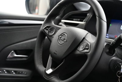 Opel Corsa 1.2 Elegance (18)