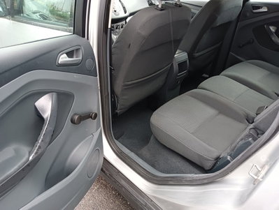 Ford C-Max 1.6 TDCi 115CV Plus (12)