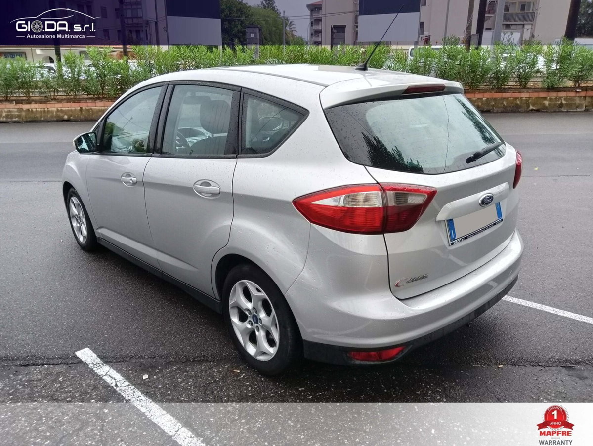 Ford C-Max 1.6 TDCi 115CV Plus (6)