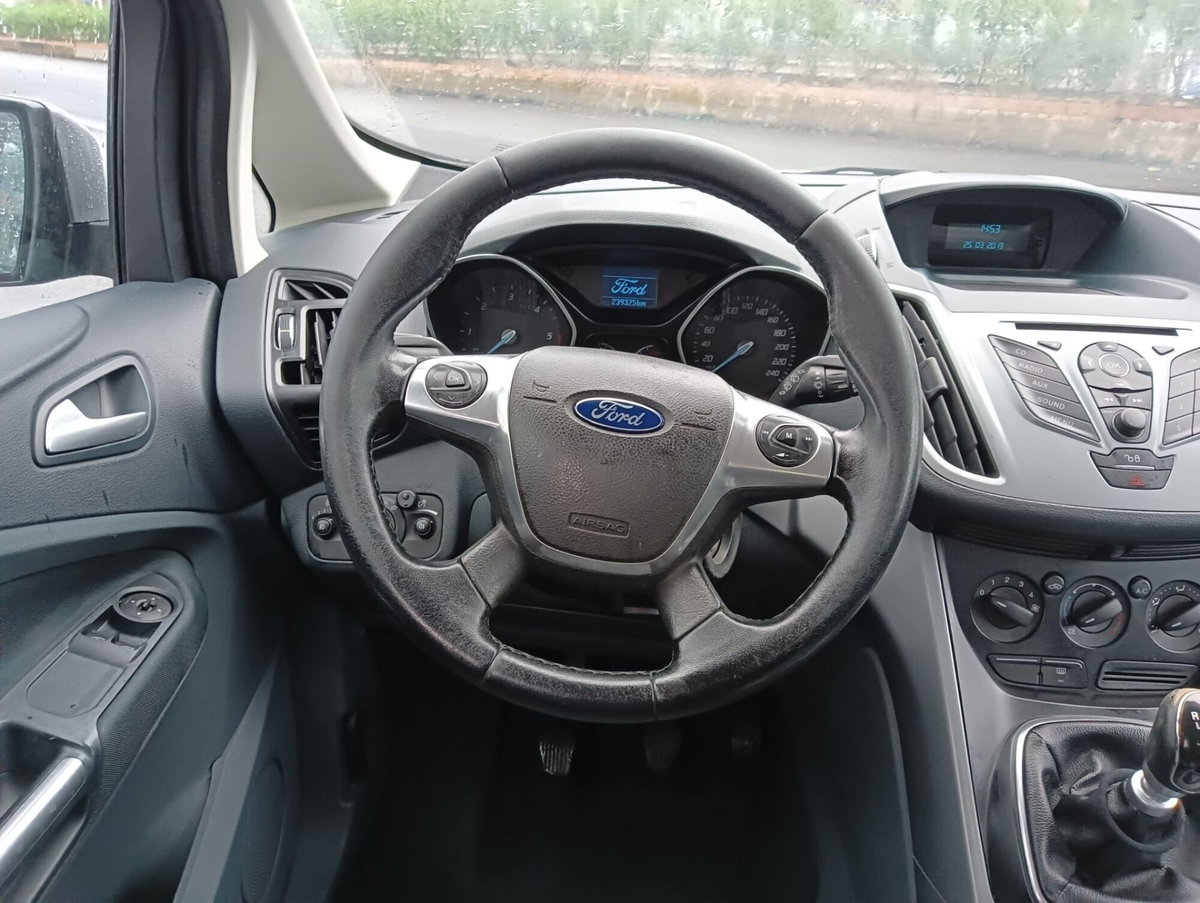 Ford C-Max 1.6 TDCi 115CV Plus (9)