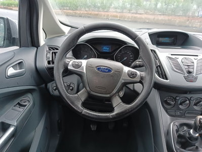 Ford C-Max 1.6 TDCi 115CV Plus (9)