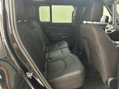 Land Rover Defender 110 3.0d i6 mhev X-Dynamic SE awd 200cv auto (12)