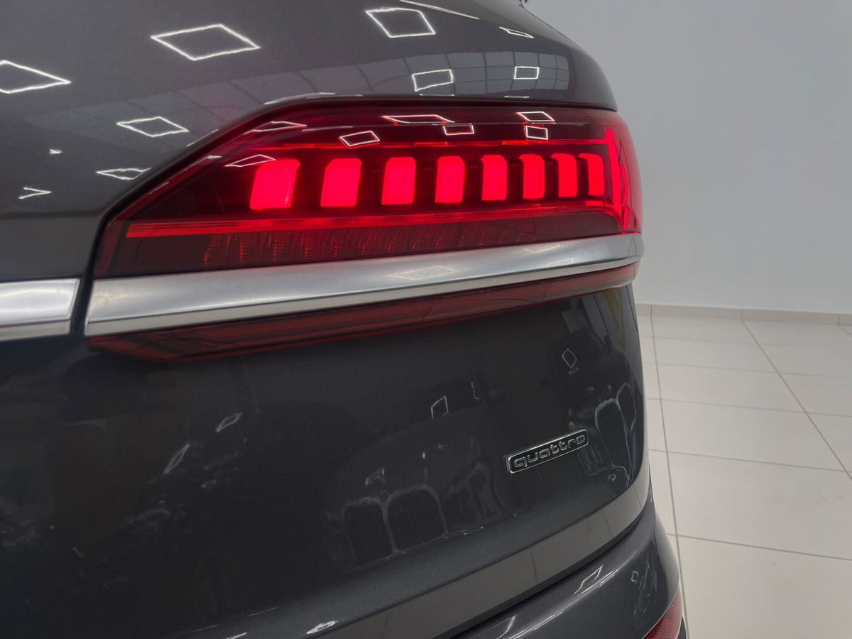 Audi Q7 45 TDI quattro tiptronic Sport (8)