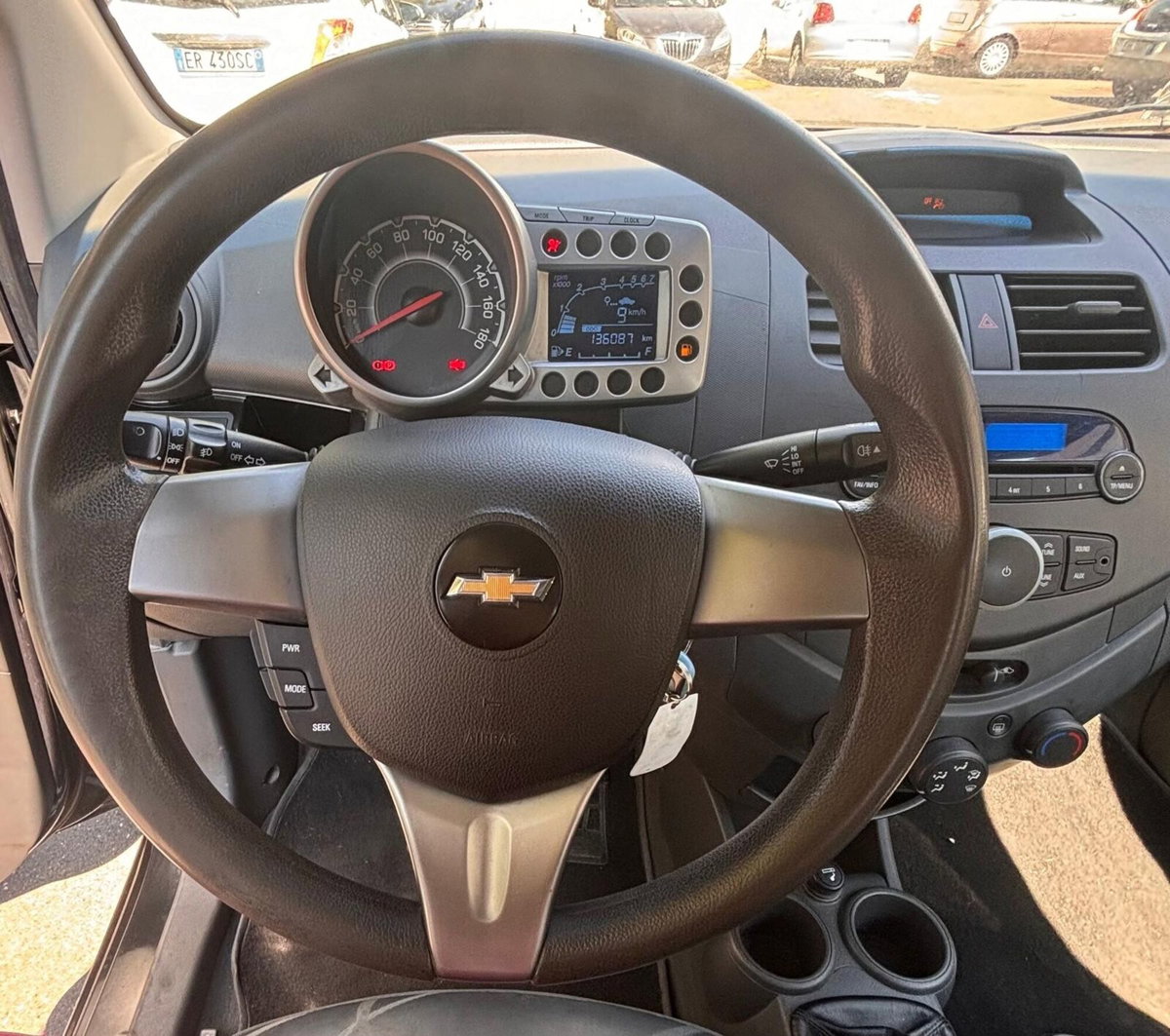 Chevrolet Spark 1.2 LT (12)