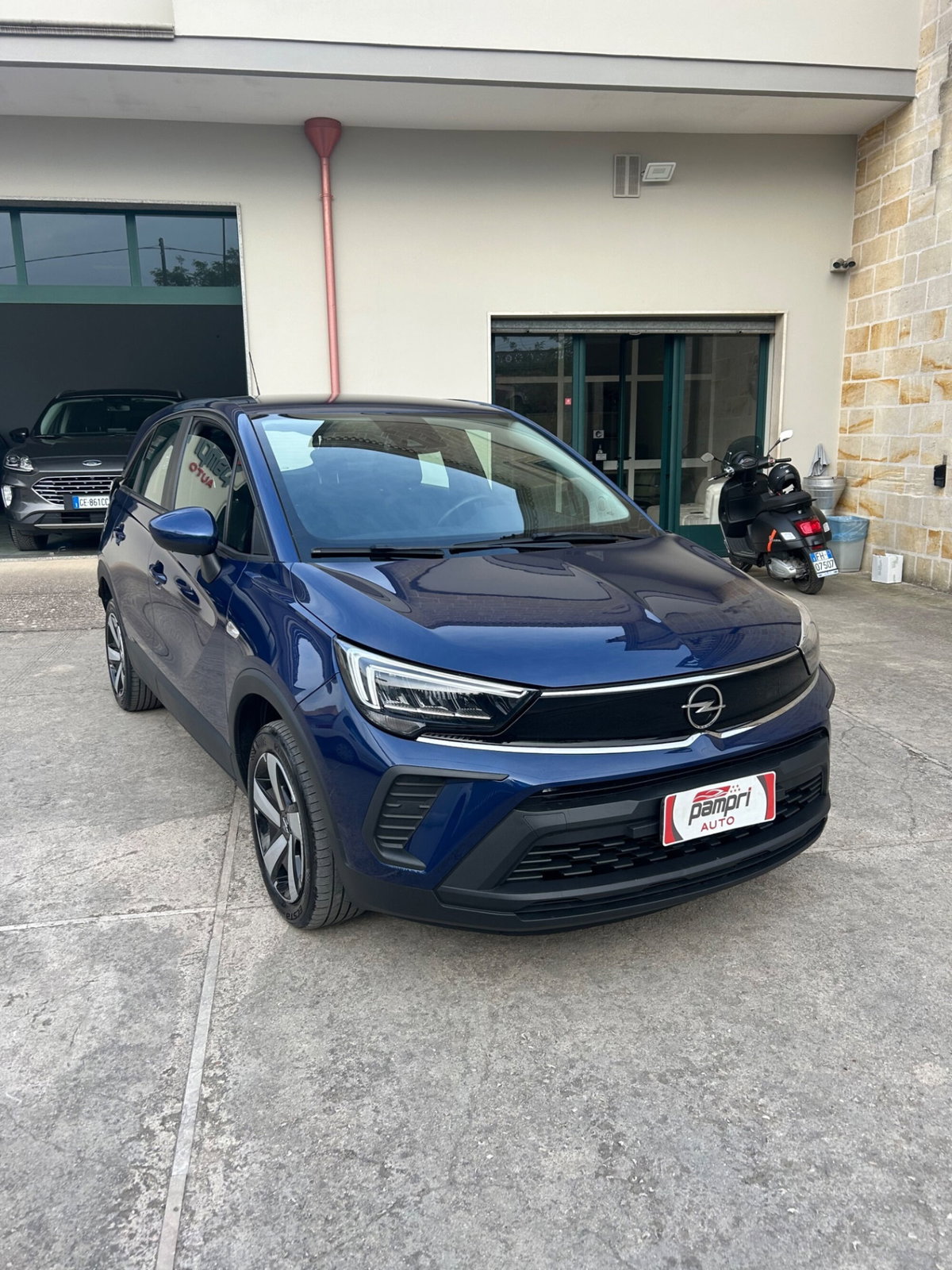 Opel Crossland 1.5 ECOTEC D 110 CV Start&Stop Elegance (4)